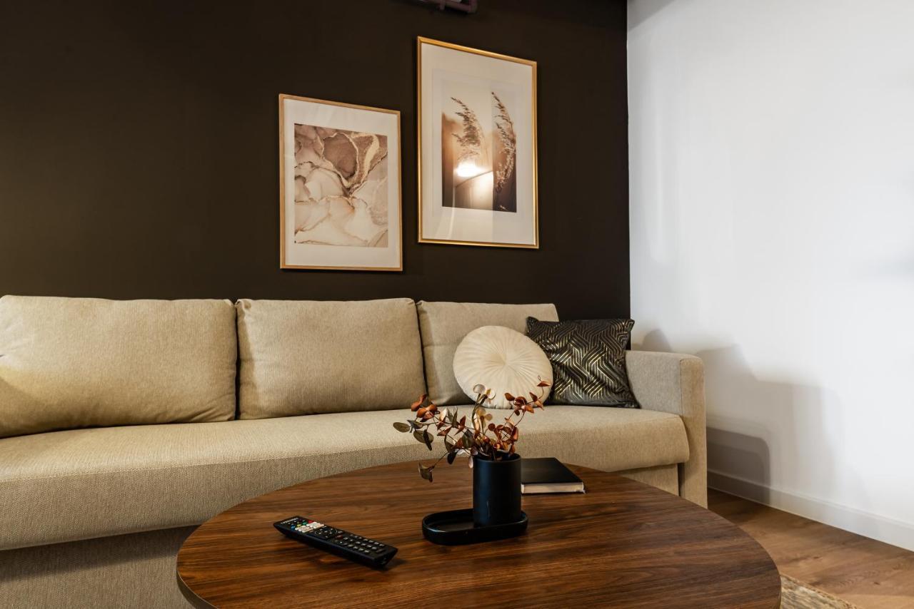 Central Spacious Apartment 506 Bukarest Kültér fotó