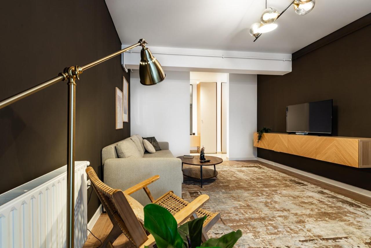 Central Spacious Apartment 506 Bukarest Kültér fotó