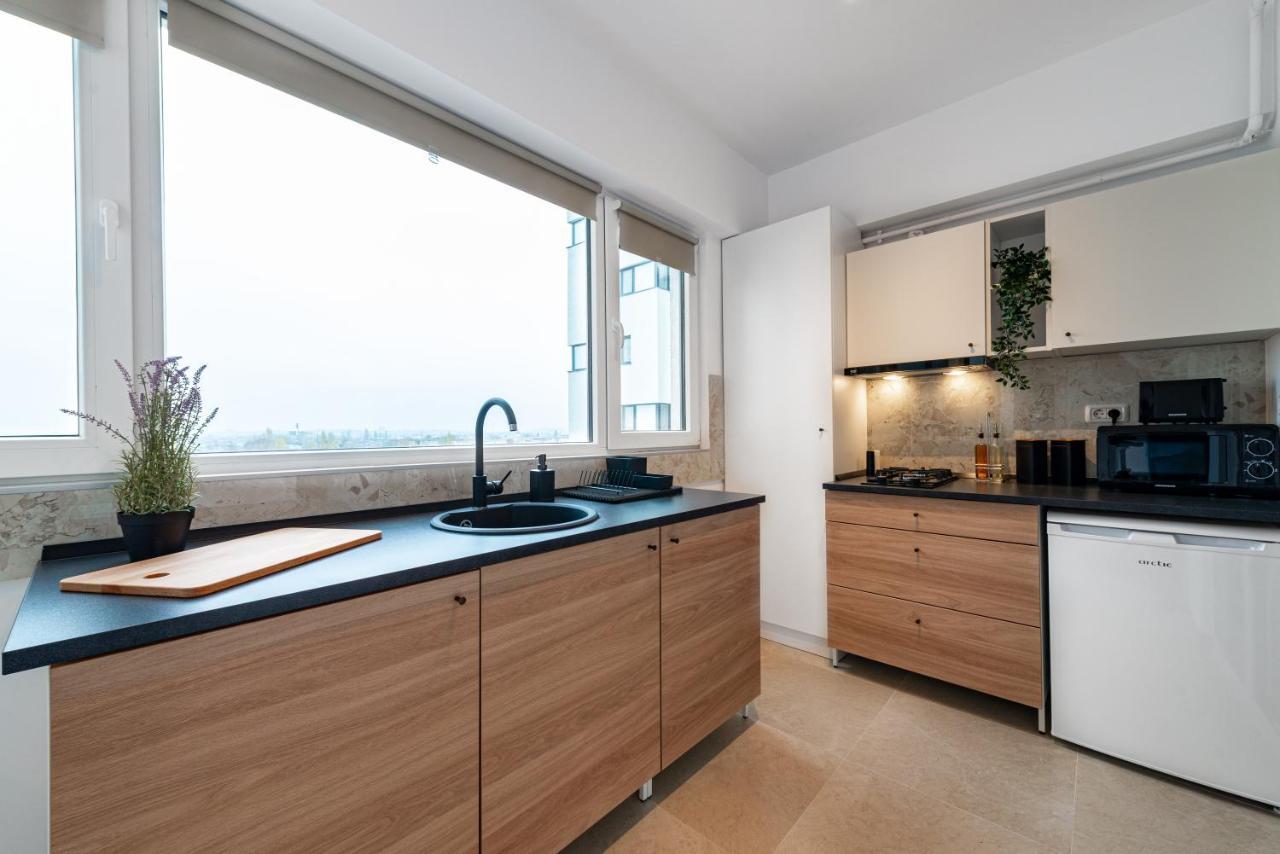 Central Spacious Apartment 506 Bukarest Kültér fotó
