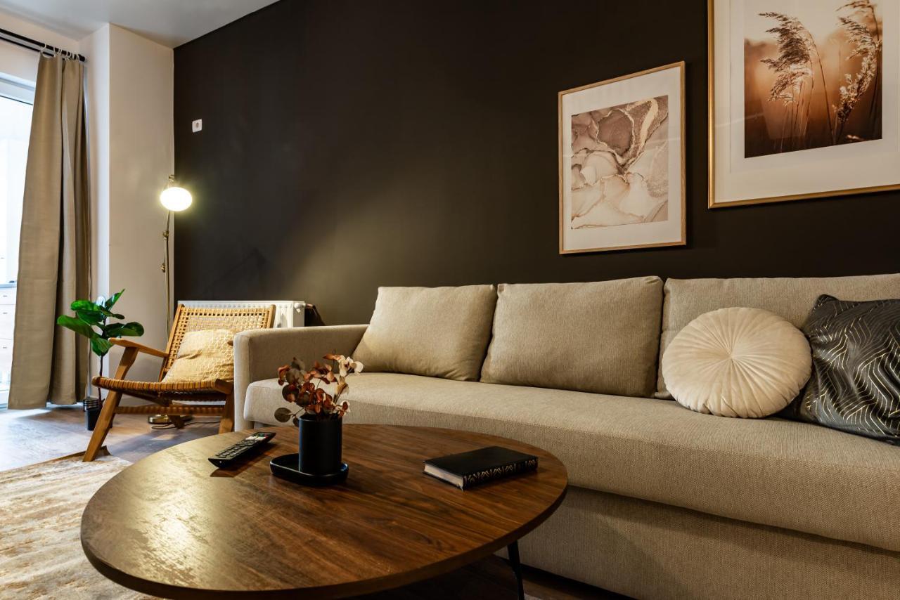 Central Spacious Apartment 506 Bukarest Kültér fotó